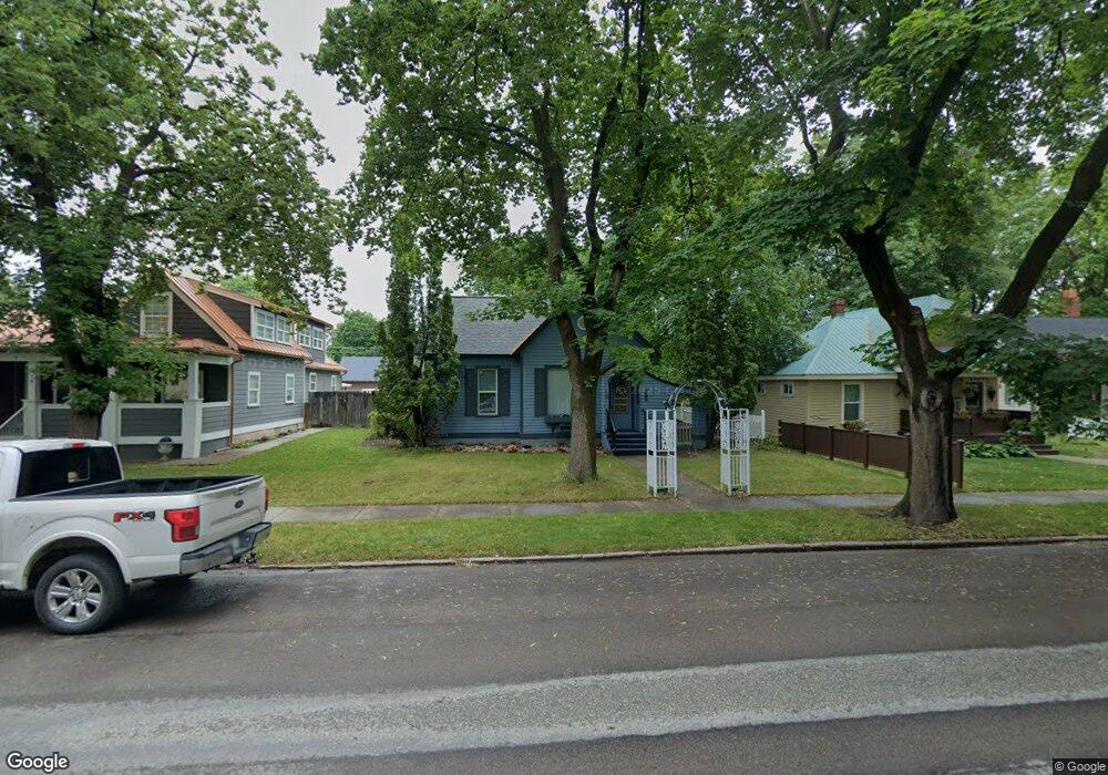 927 1st Ave E, Kalispell, MT 59901 - photo 1