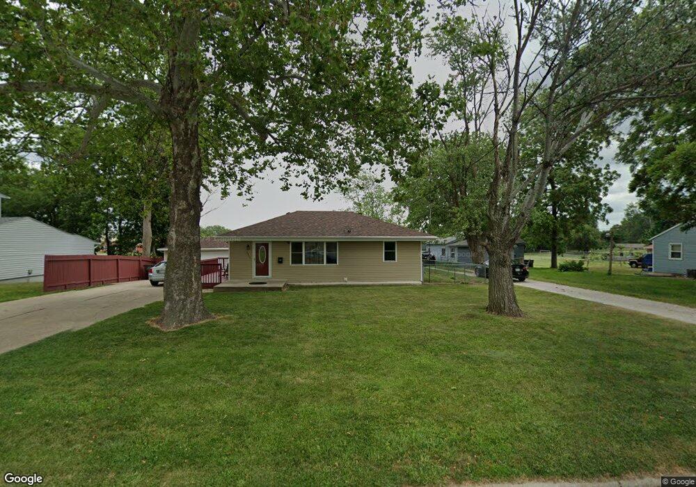3317 SE 8th St, Des Moines, IA 50315 - photo 1