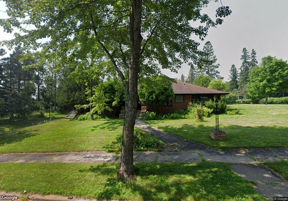 25 N 35th Ave E, Duluth, MN 55804 - photo 1