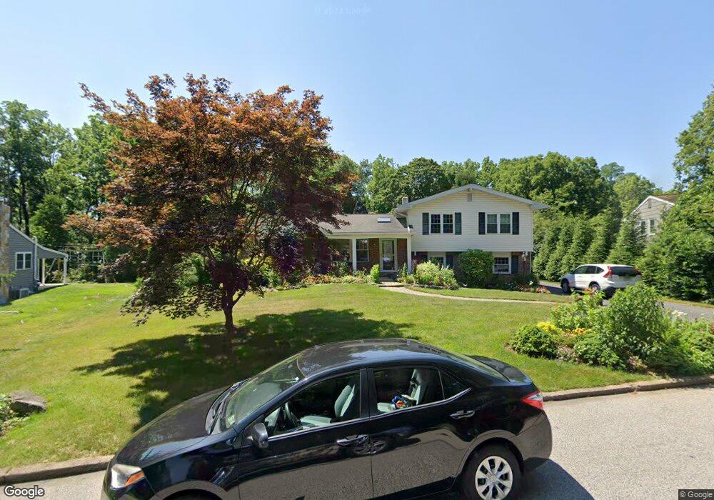 28 Winding Way, Malvern, PA 19355 - photo 1