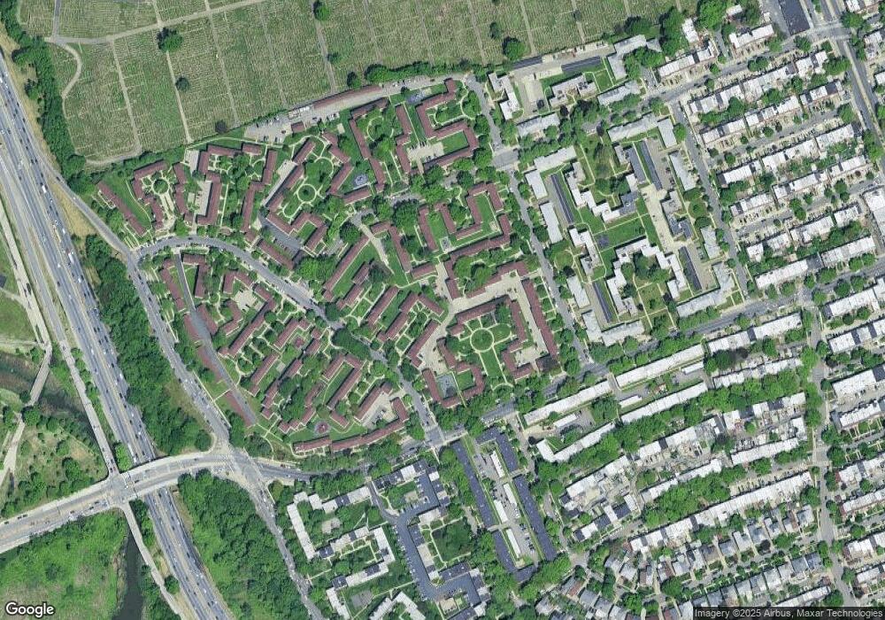 69-42 Jewel Ave unit B, Flushing, NY 11367 - photo 1