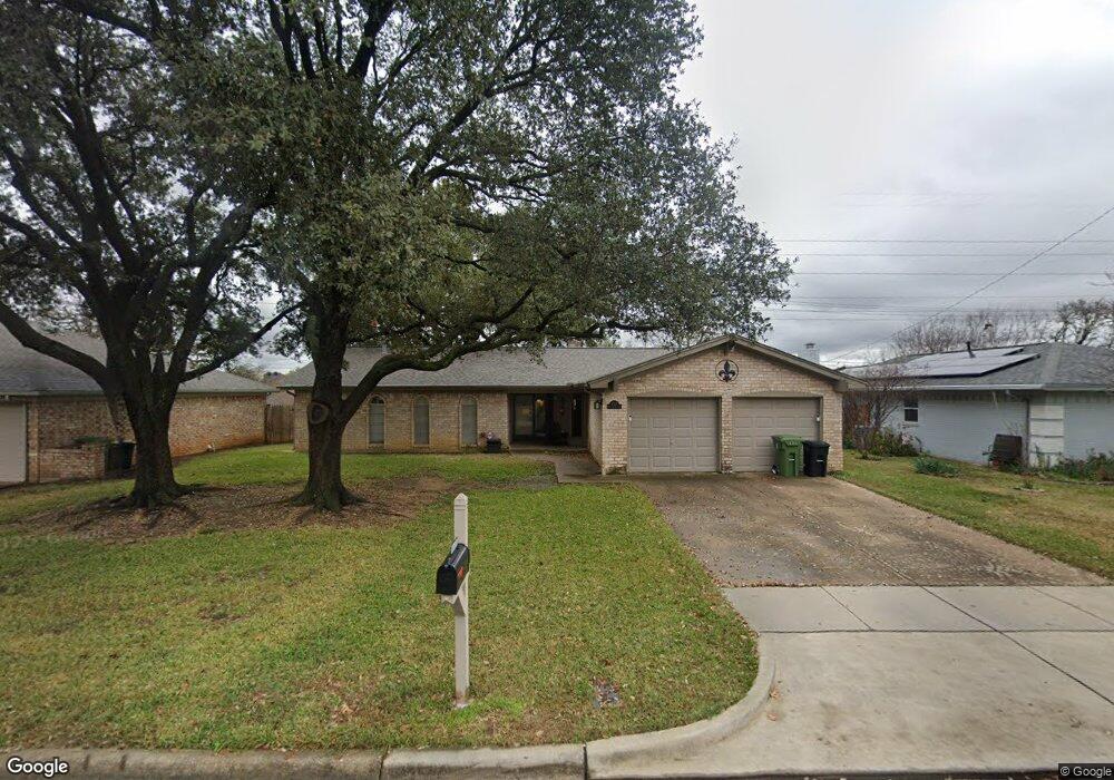 433 Mountainview Dr, Hurst, TX 76054 - photo 1