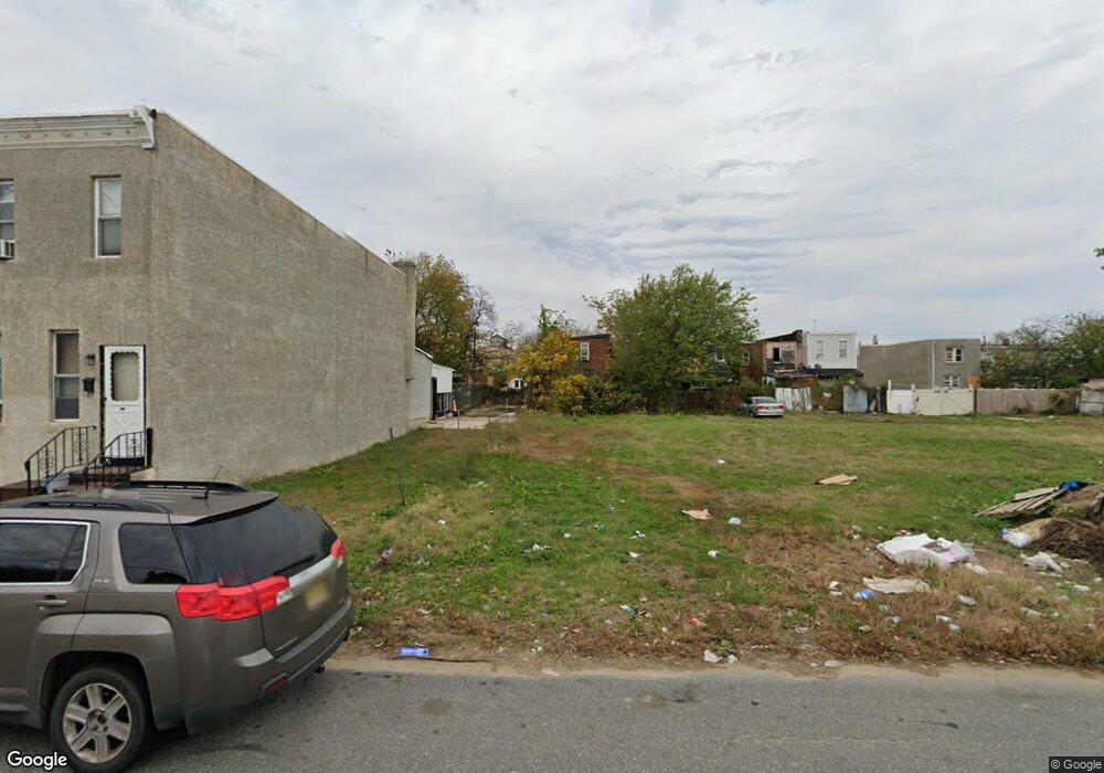 317 Mechanic St, Camden, NJ 08104 - photo 1