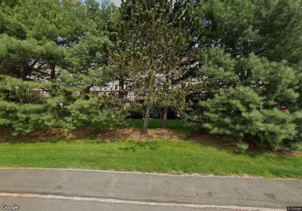 202 Algonquin Trail, Trumbull, CT 06611 - photo 1