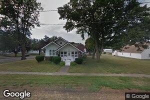 512 Ball St, Clarence, IA 52216