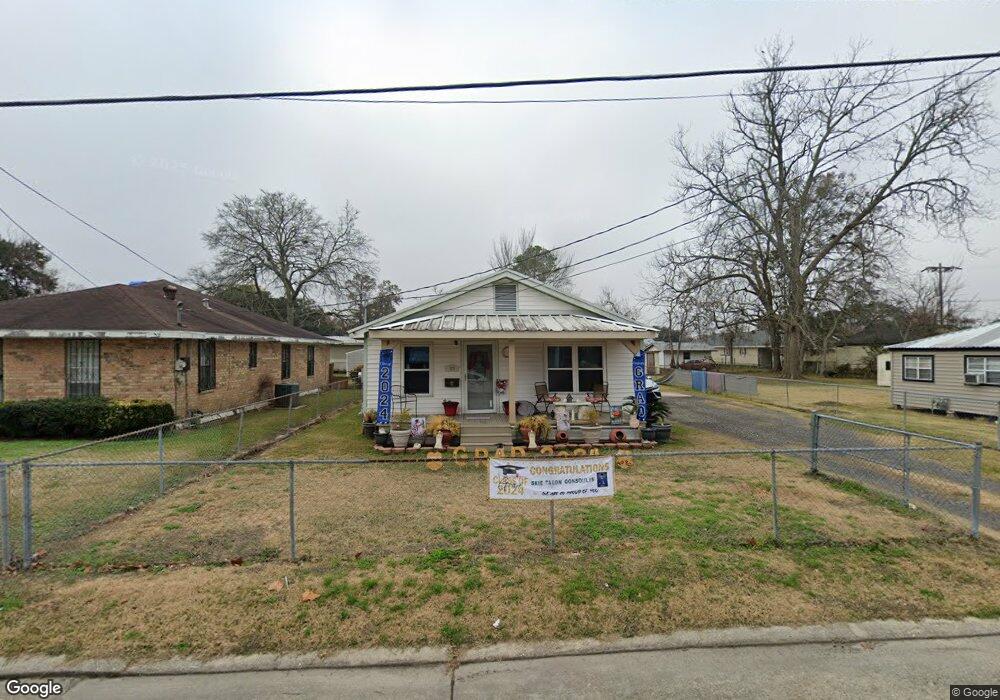 129 Reynolds St, New Iberia, LA 70560 - photo 1