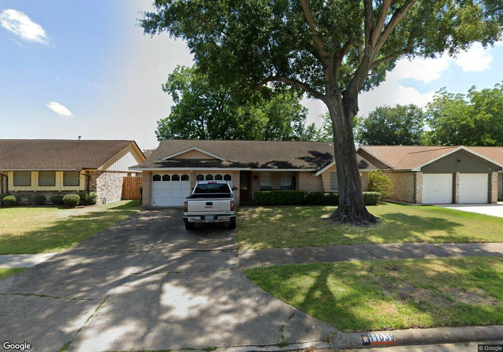 11039 Caribbean Ln, Houston, TX 77089 - photo 1
