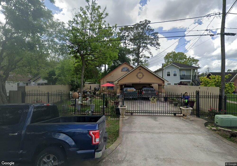 1228 Charnwood St, Houston, TX 77022 - photo 1
