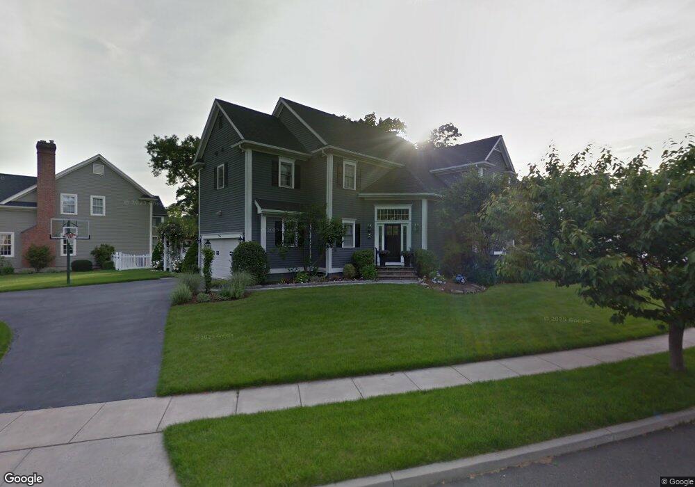 56 Mailands Rd, Fairfield, CT 06824 - photo 1