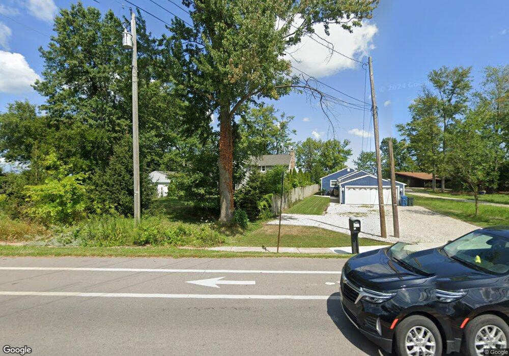 4949 E Lake Rd, Sheffield Lake, OH 44054 - photo 1