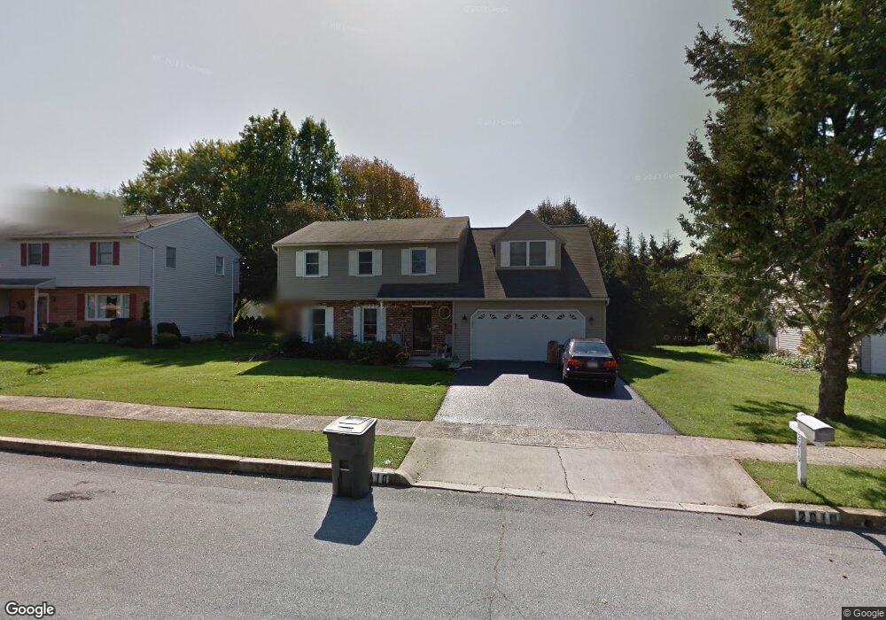 2010 Cypress Ln, Reading, PA 19610 - photo 1