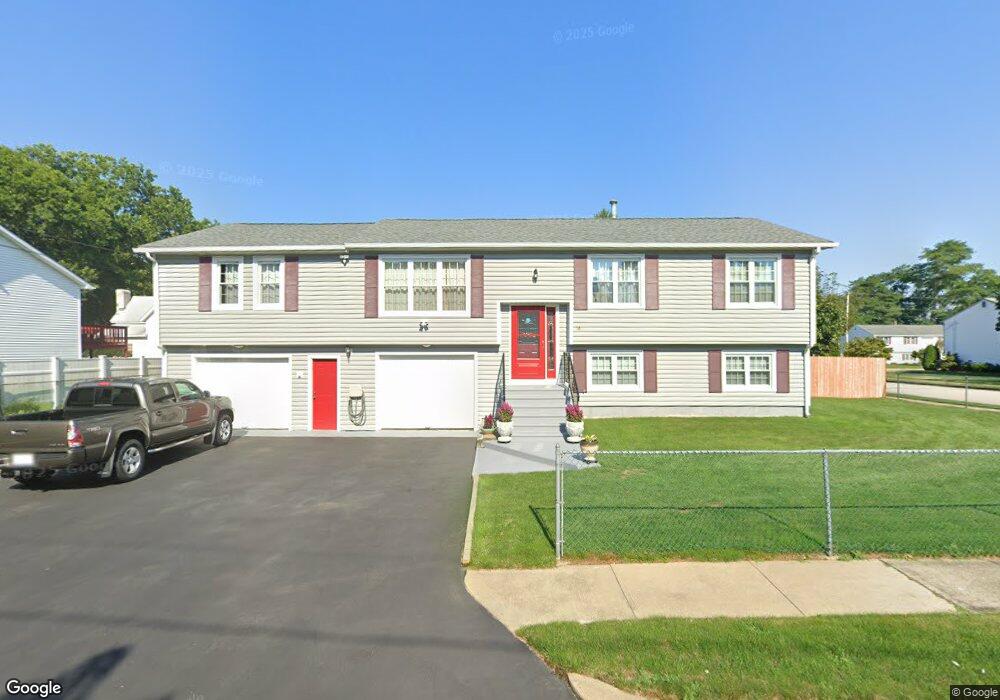 18 Wilde Field Dr, Warwick, RI 02889 - photo 1