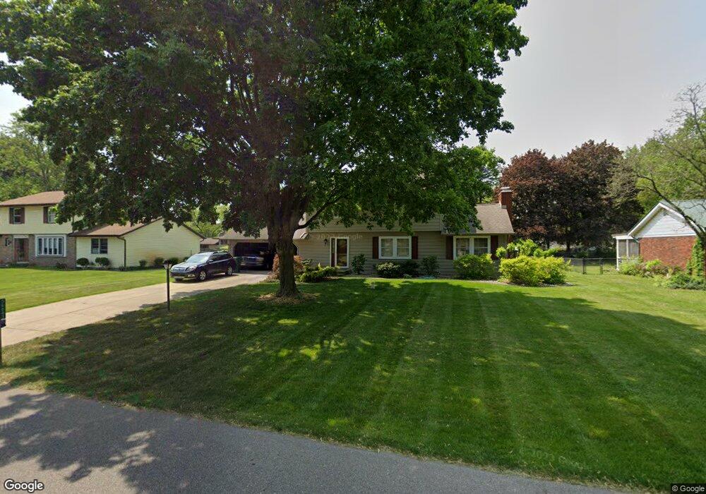 56643 Pinecrest Dr, Elkhart, IN 46516 - photo 1