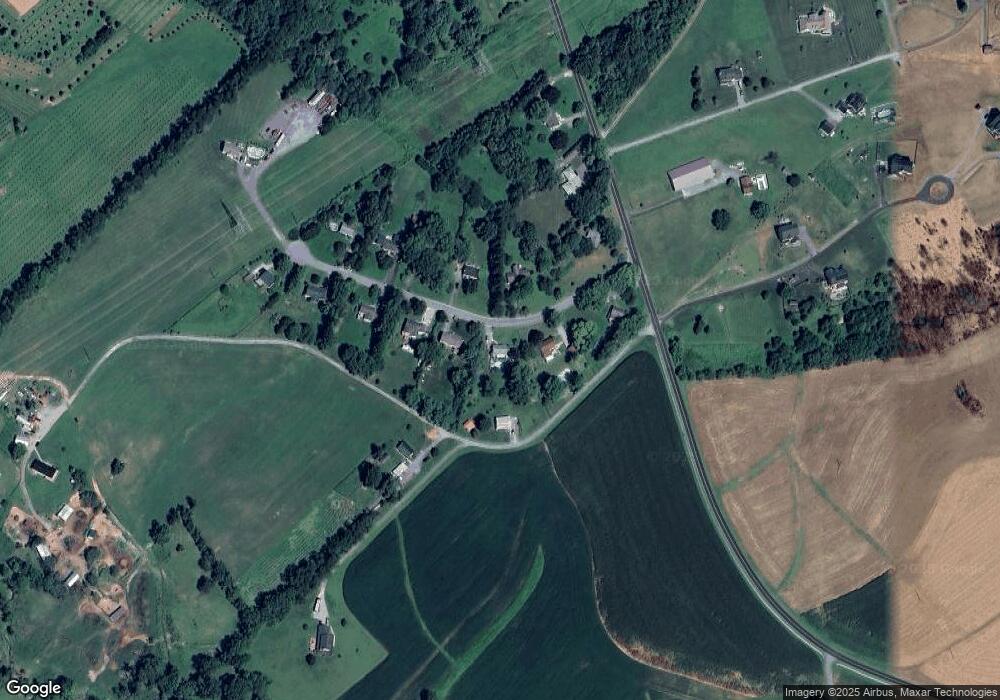 611 Sherry Dr, Sykesville, MD 21784 - photo 1