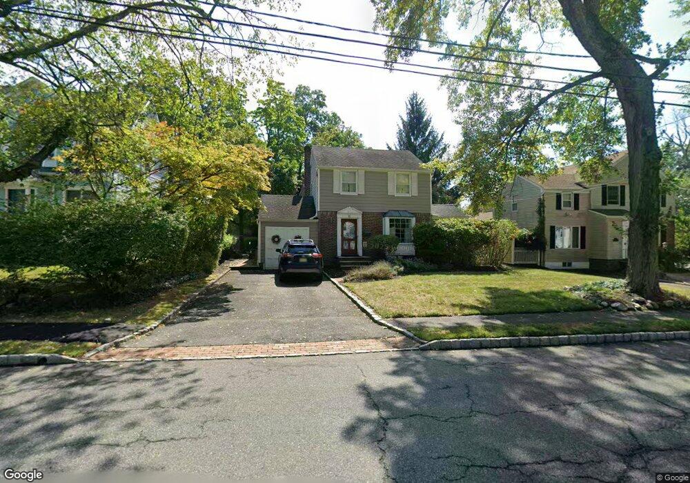 16 Winchester Rd, Livingston, NJ 07039 - photo 1