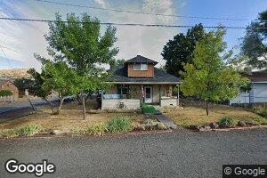 802 B St, Fossil, OR 97830