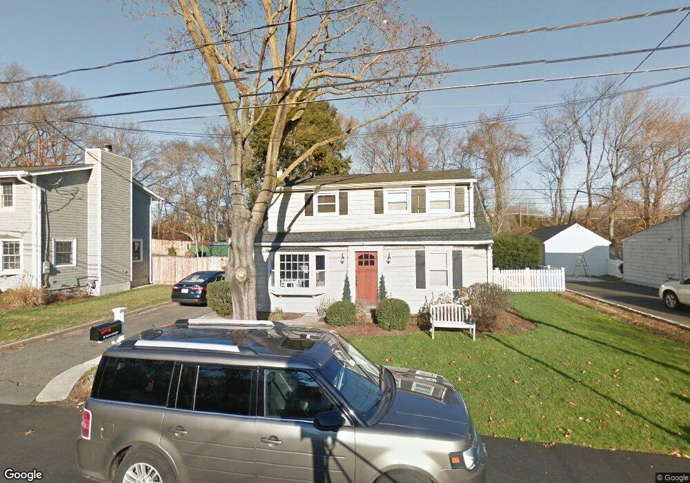 24 Vani Ct, Westport, CT 06880 - photo 1