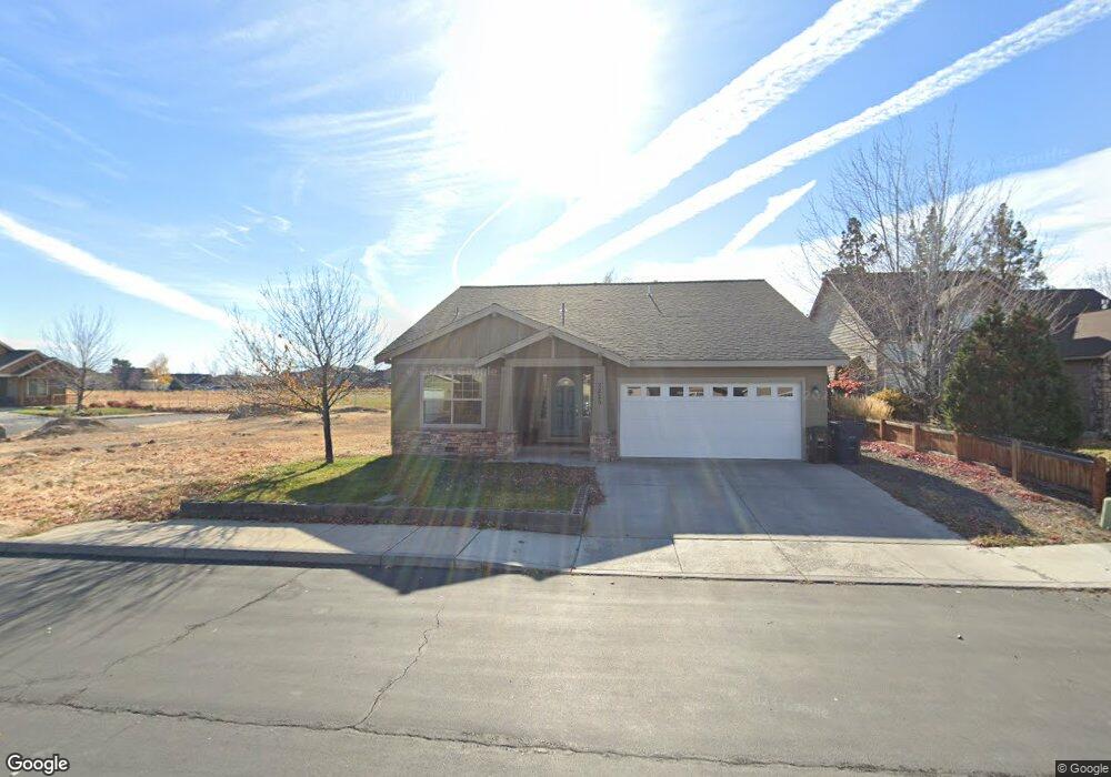 2230 NW Larchleaf Ct, Redmond, OR 97756 - photo 1
