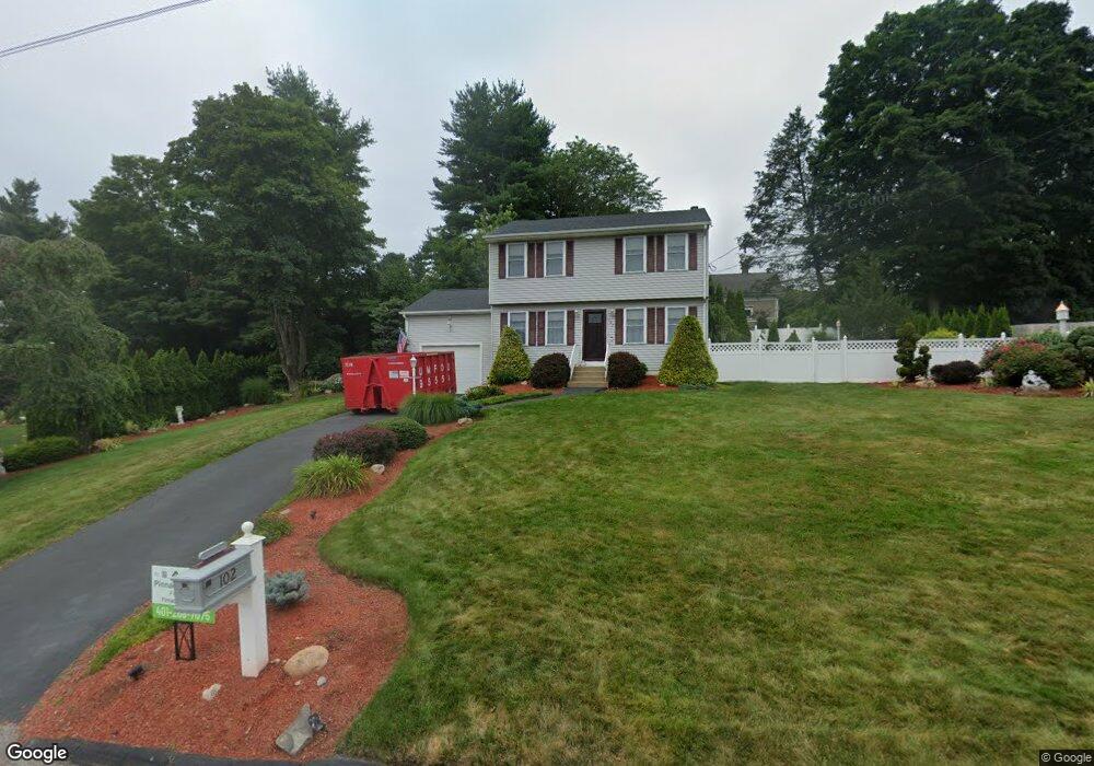 102 Cindy Ln, Warwick, RI 02886 - photo 1