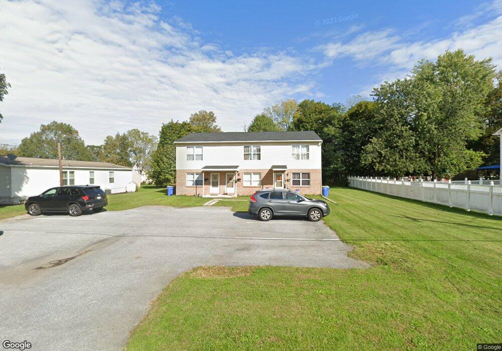 409 N Hanover St, Hershey, PA 17033 - photo 1