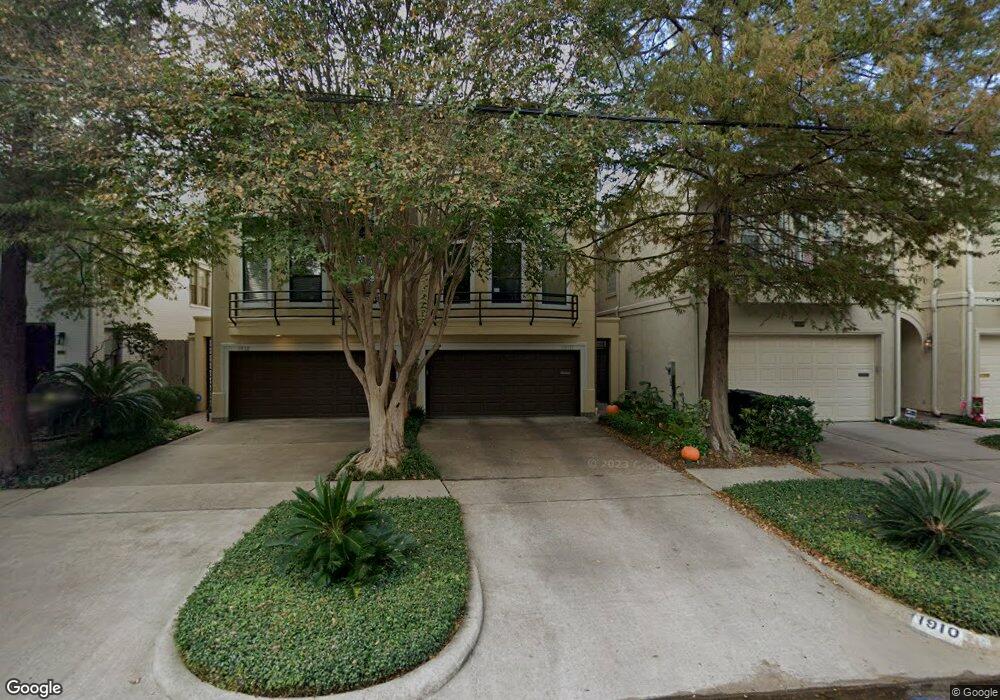 1910 Elmen St, Houston, TX 77019 - photo 1