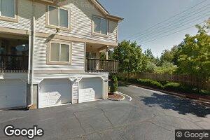27 Marina View Dr, Sewaren, NJ 07077