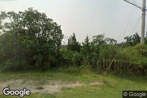 107 Point Rd, Riverhead, NY 11901