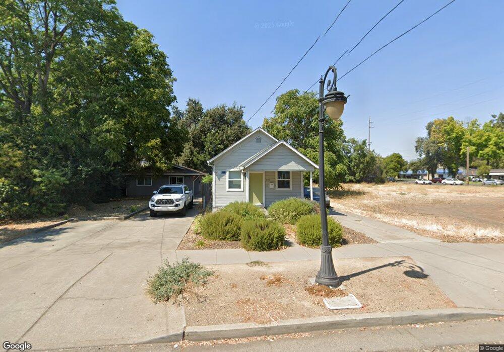 1128 W 5th St, Chico, CA 95928 - photo 1