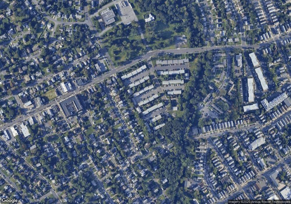 438 Hamilton St unit A, Somerset, NJ 08873 - photo 1