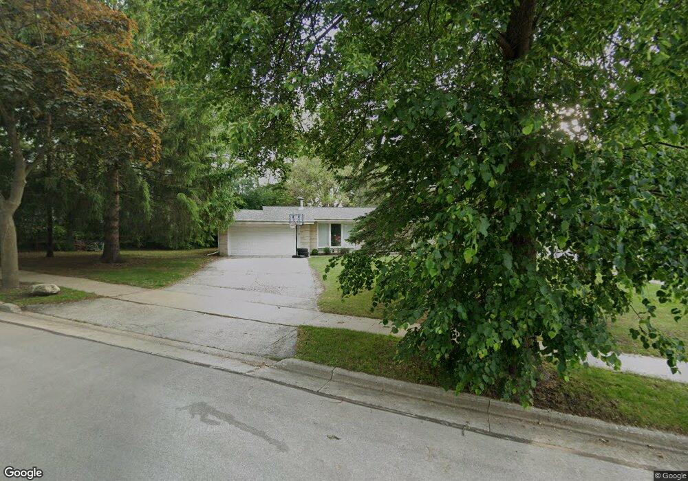 2139 Rambling Rose Rd, Waukesha, WI 53186 - photo 1