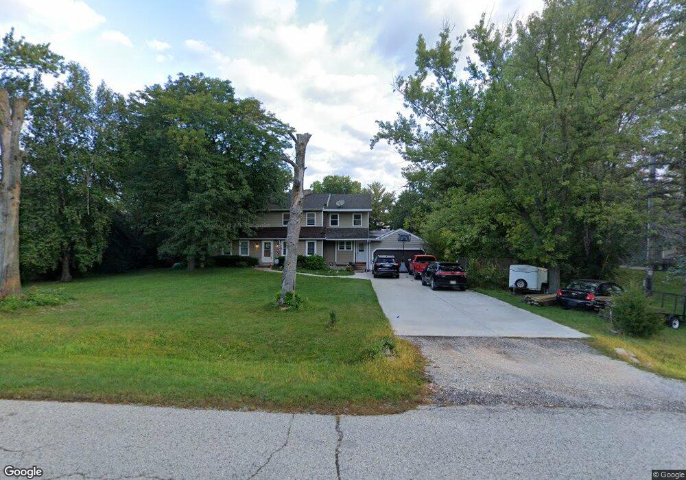 N75W15960 Colony Rd, Menomonee Falls, WI 53051 - photo 1