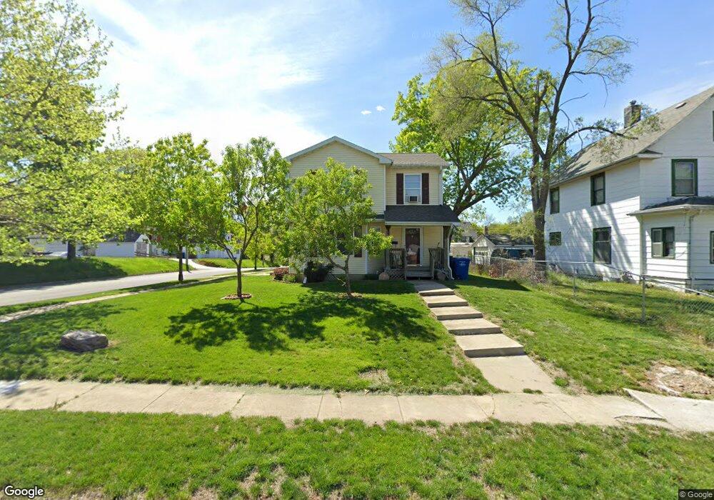 1702 12th St, Des Moines, IA 50314 - photo 1