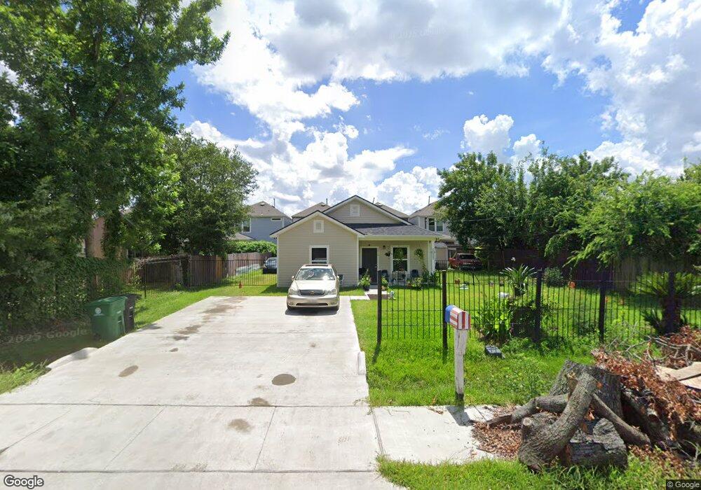 1710 Laverne St, Houston, TX 77080 - photo 1