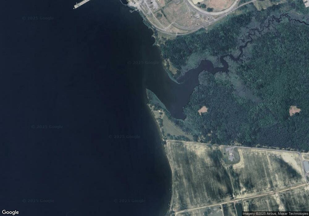 10160 Lower Cedar Point Rd, Newburg, MD 20664 - photo 1