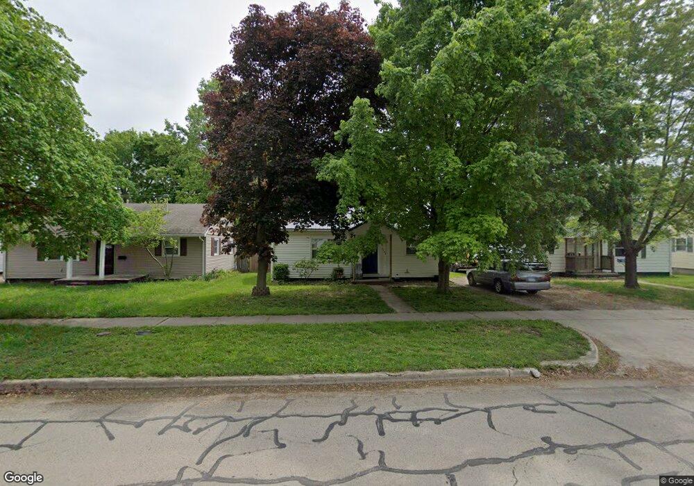 1308 S 14th St, Mattoon, IL 61938 - photo 1