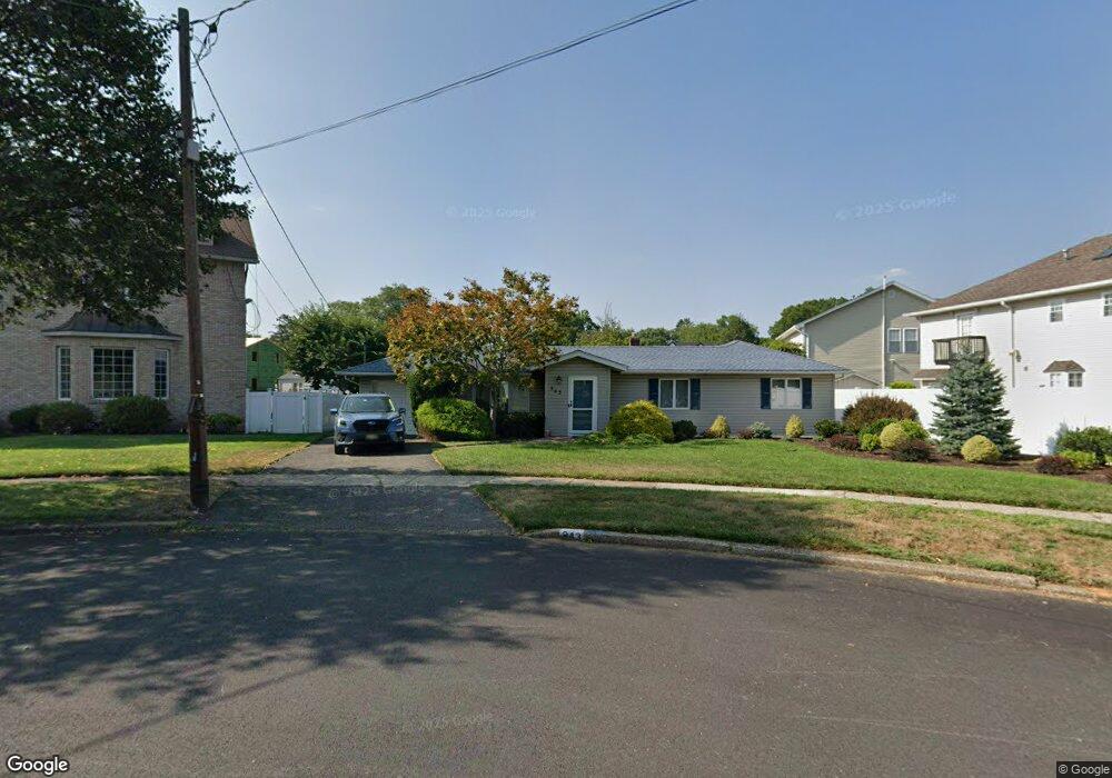 243 Beech Ct, River Edge, NJ 07661 - photo 1