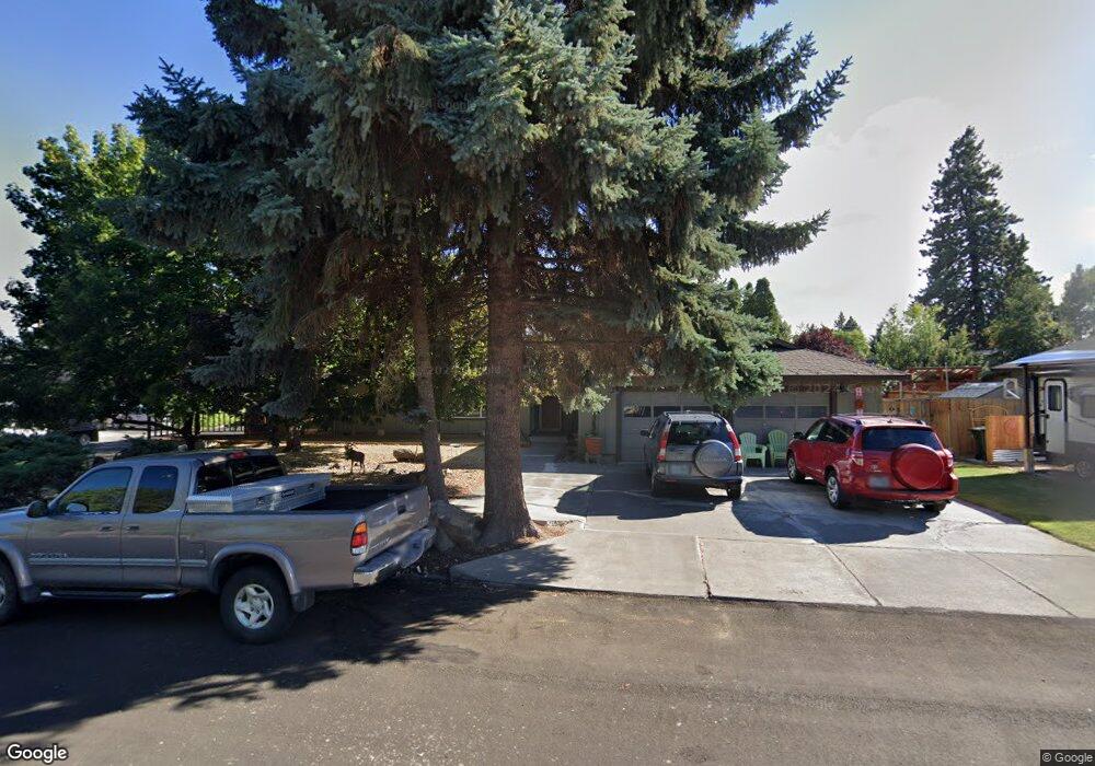 1319 NE Noe Dr, Bend, OR 97701 - photo 1