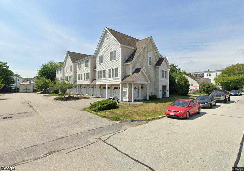 175 Silver St unit 4, Manchester, NH 03103 - photo 1