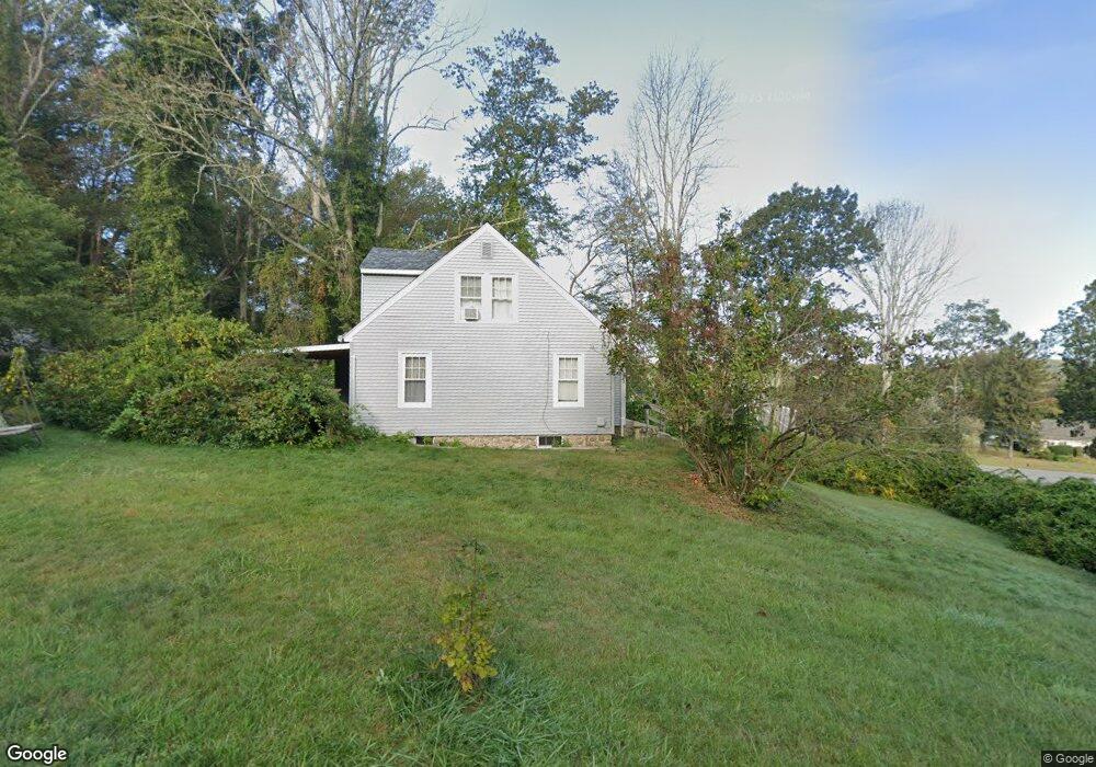 4 Thamesview Pentway, Gales Ferry, CT 06335 - photo 1