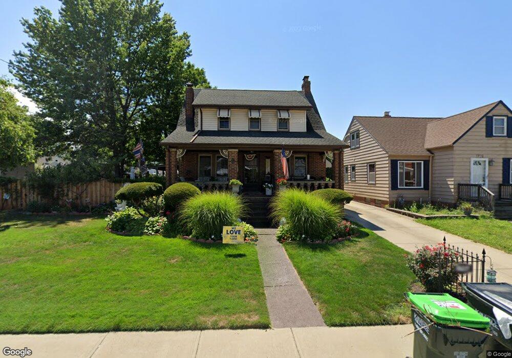 1706 Rockefeller Rd, Wickliffe, OH 44092 - photo 1