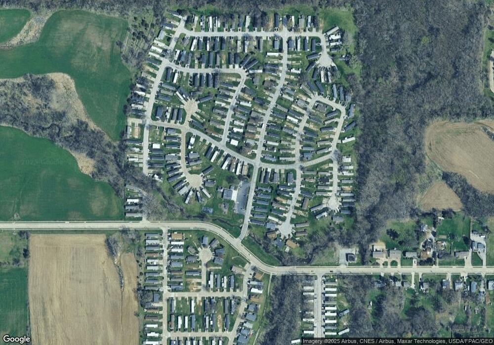 3203 W 50th St, Davenport, IA 52806 - photo 1