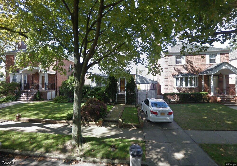 8056 190th St, Hollis, NY 11423 - photo 1