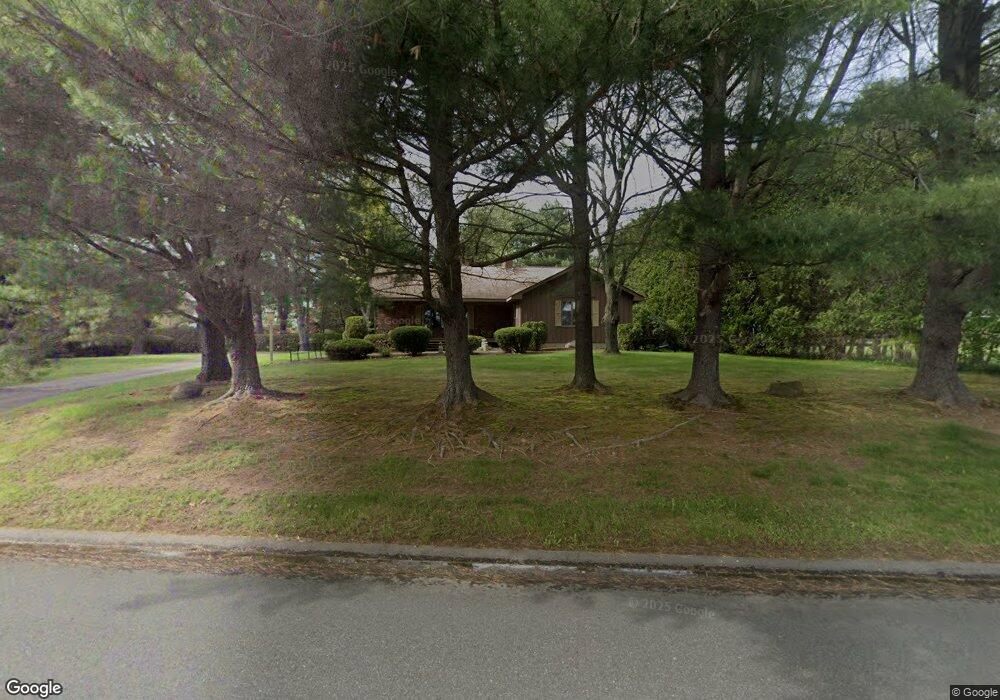 85 Country View St, West Springfield, MA 01089 - photo 1