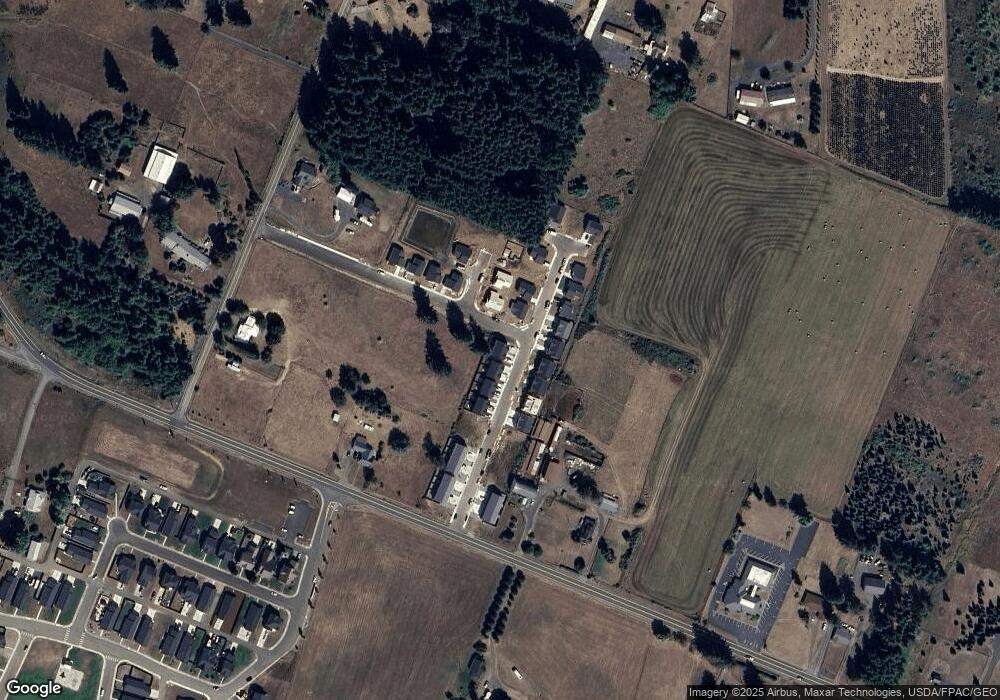 1013 Peach Rd unit B, Winlock, WA 98596 - photo 1