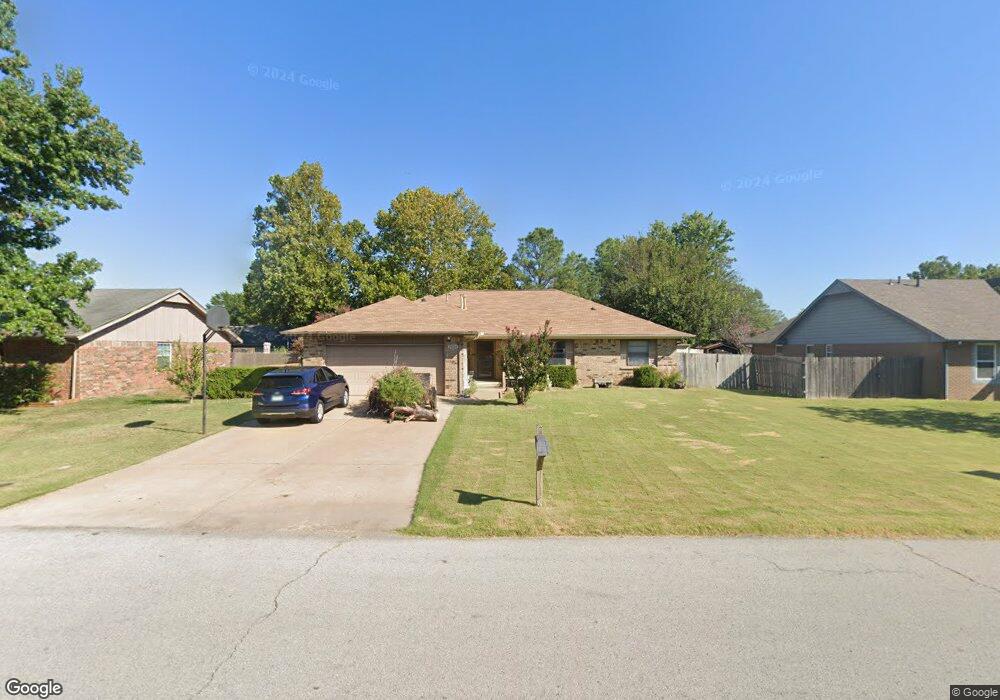 2604 W College St, Broken Arrow, OK 74012 - photo 1