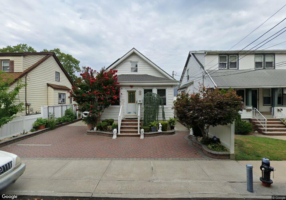 139 Dickie Ave, Staten Island, NY 10314 - photo 1