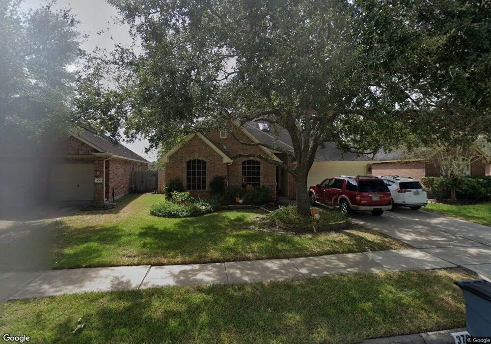 3726 Crescent Dr, Pearland, TX 77584 - photo 1