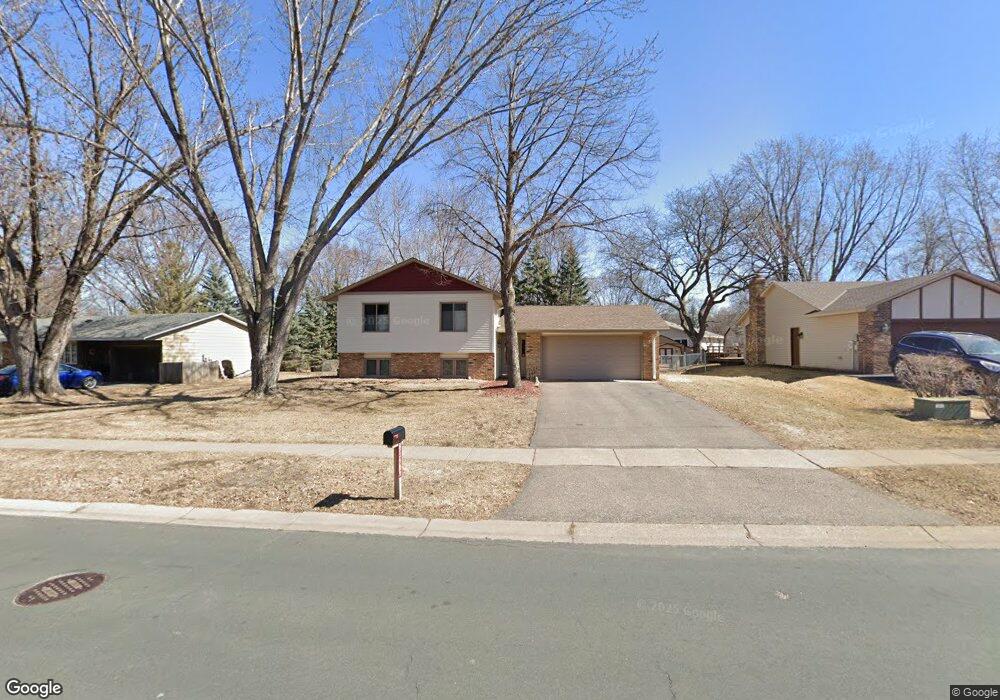 10270 Nathan Ln N, Maple Grove, MN 55369 - photo 1