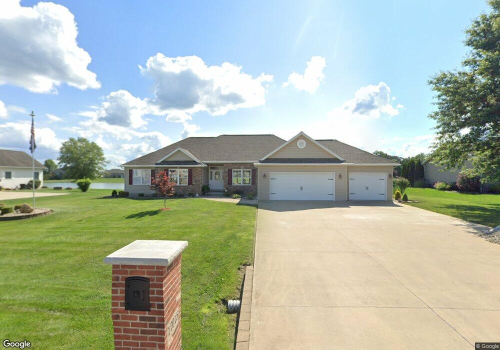 17015 N Deer Creek Dr, Effingham, IL 62401 - photo 1