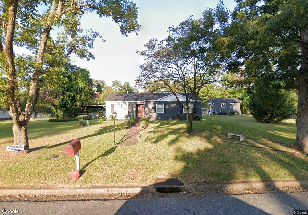 403 S Shadowlawn Dr, Albany, GA 31707 - photo 1